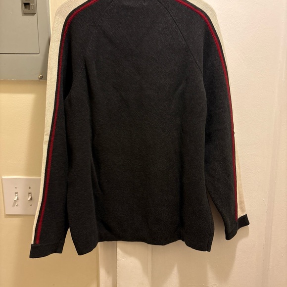 Men's vintage Eddie Bauer dark gray Sweater with Red & Cream Stripes size Large - Picture 8 of 9